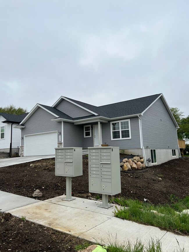 Building Photo - Brand new 3 bedroom, 3 bathroom house!