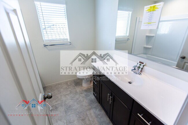 Building Photo - 24618 W Concorda Dr