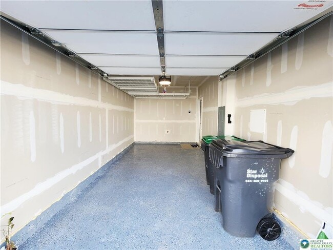 Building Photo - 1182 Susan Cir