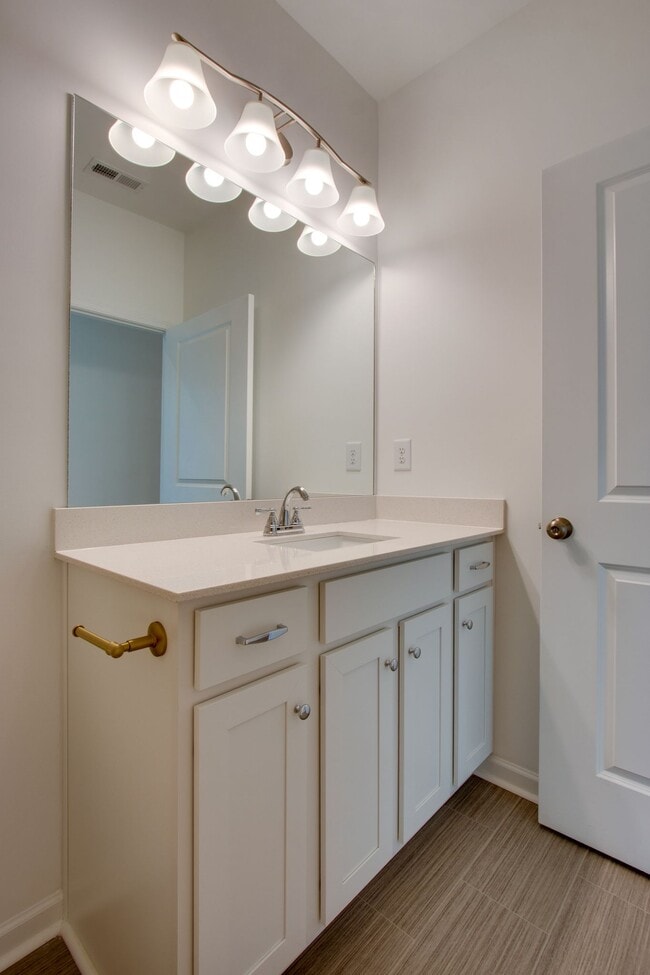 Building Photo - 1872 Holdens Hollow