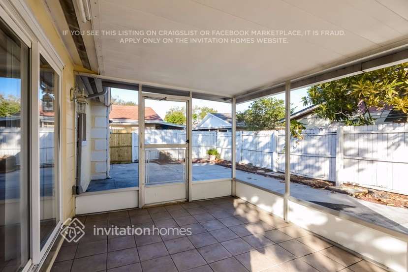 Building Photo - 6401 Bali Ct