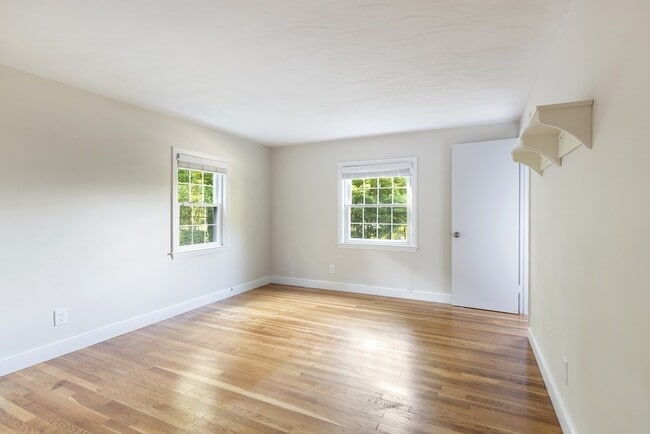 Building Photo - 216 Claybrook Rd
