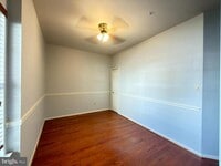 Building Photo - 1426 Nutwood Ct