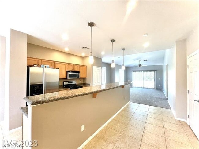 Building Photo - 800 Peachy Canyon Cir