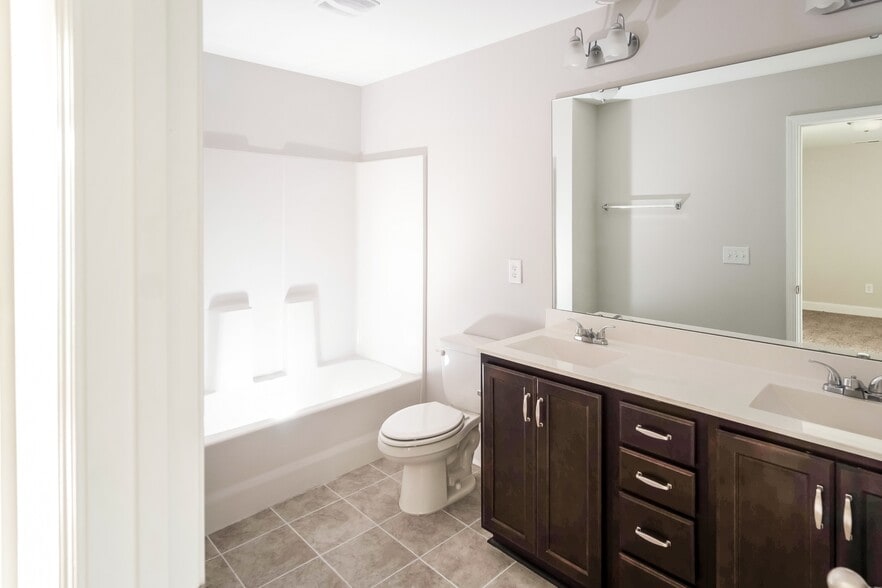 Building Photo - 405 Trevally Ct