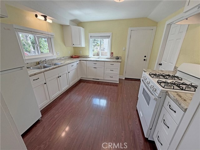 Building Photo - 810 Pine St