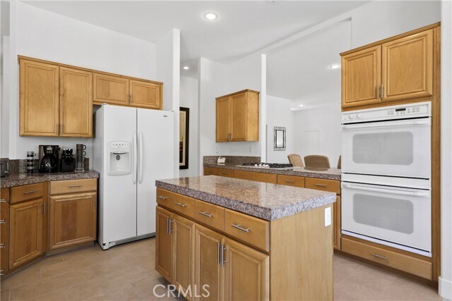 Building Photo - 76956 Comanche Ln