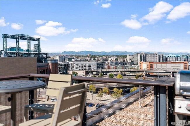 Building Photo - 1 BED 1 BATH 2 PARKING SPOTS ACROSS FROM ROCKIE'S STADIUM!
