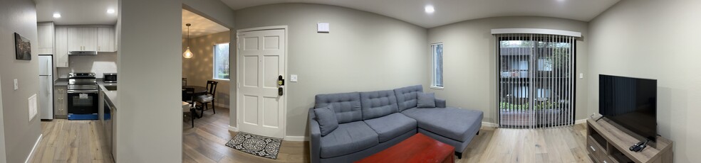 Panoramic: Kitchen, DR, Entrance, LR, Balcony - 1177 Honey Trl