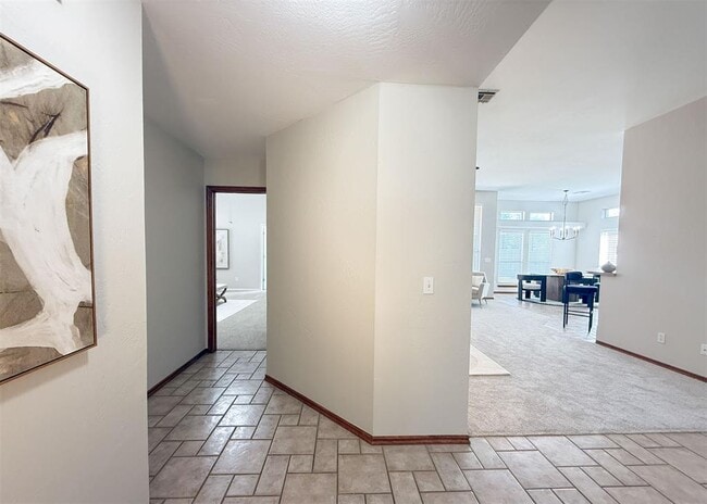 Building Photo - 18212 Willow Oak Ln