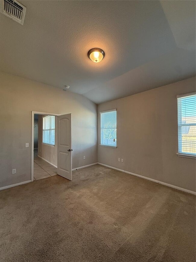 Building Photo - 6516 Ranchito Dr