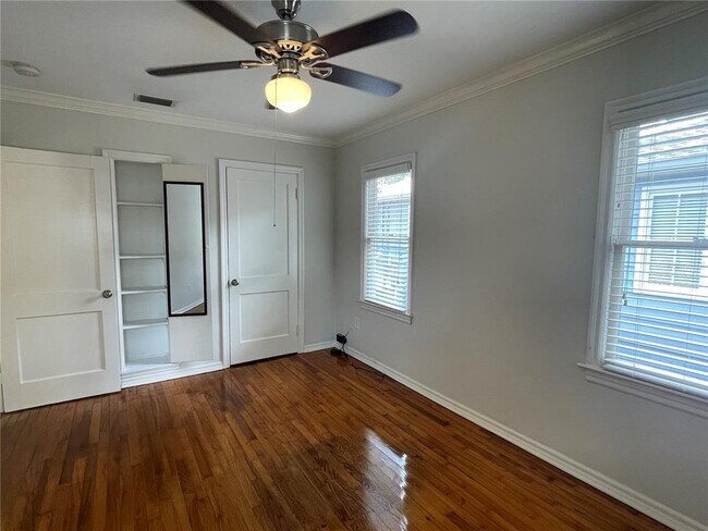 Building Photo - 303 S Audubon Ave