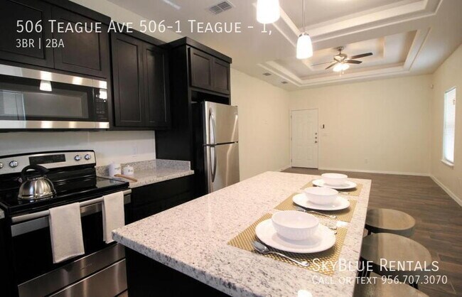 Building Photo - 506 Teague Ave