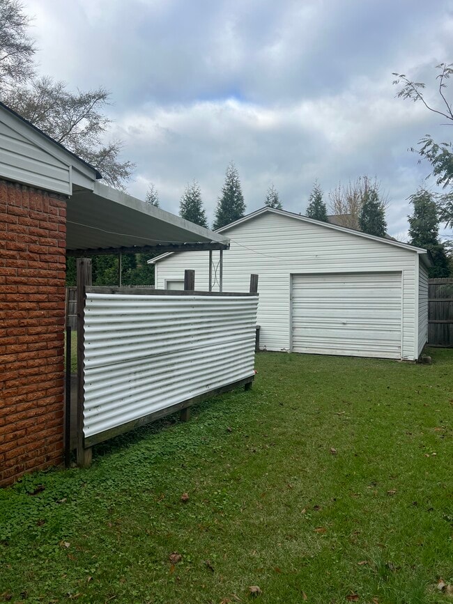 Building Photo - 29 Kemmons Dr