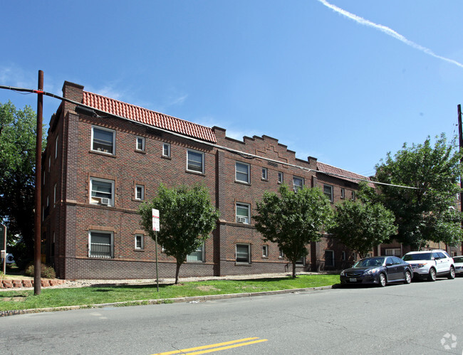 Building Photo - Lincoln Heights