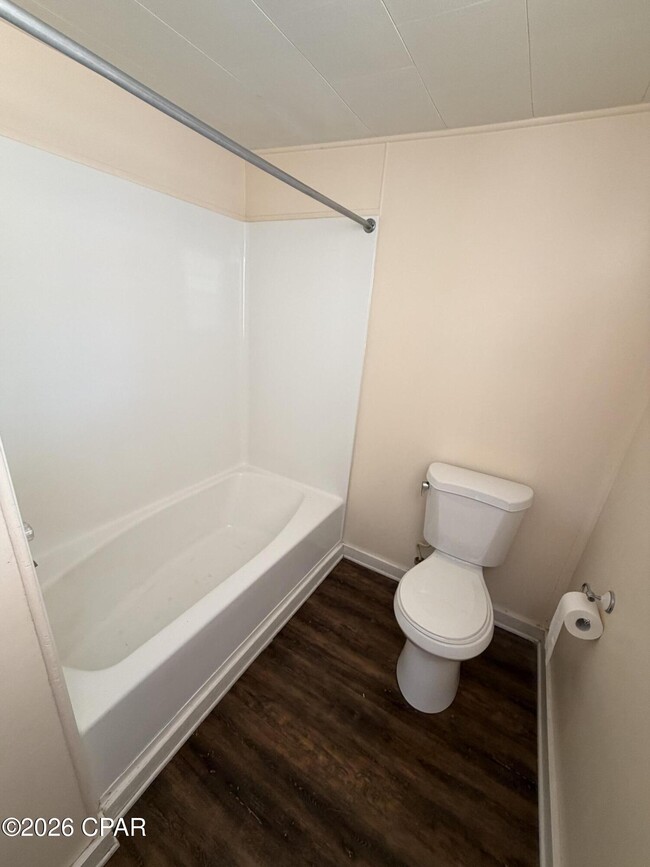 Building Photo - 1002 Indiana Ave