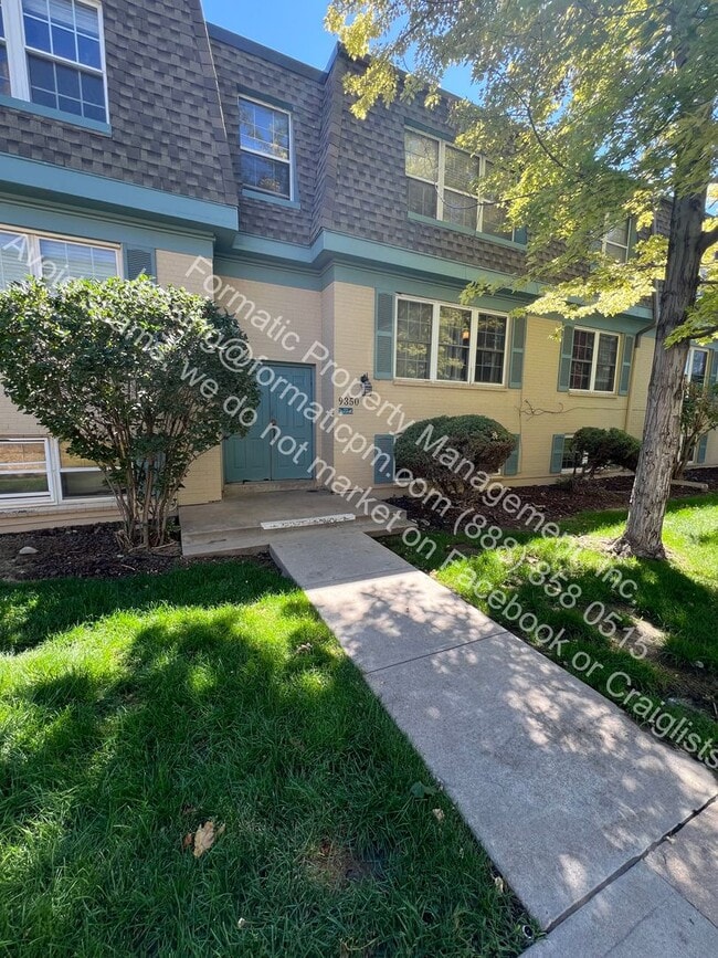 Building Photo - Cat-Friendly Condo with Community Pool and Gated Parking