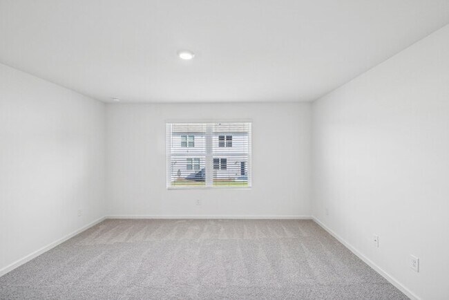 Building Photo - Fantastic 3bd/2ba home! Let yourself in!