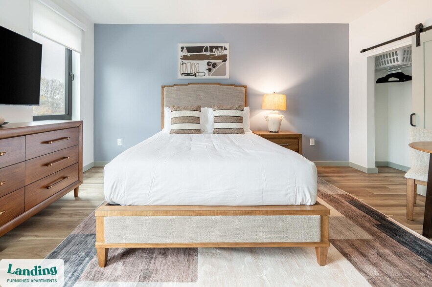 Building Photo - 39 Railroad Ave