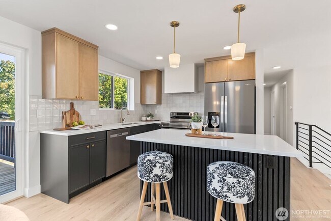 Building Photo - 11602 SE 210th Pl