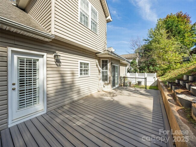 Building Photo - 51 Driftstone Cir