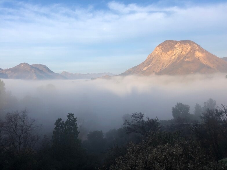 Sugarloaf Mtn. Over Malibu Lake - 28921 Crest Dr