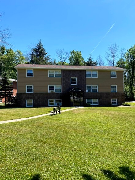 Building C - Strnad Drive Apartments