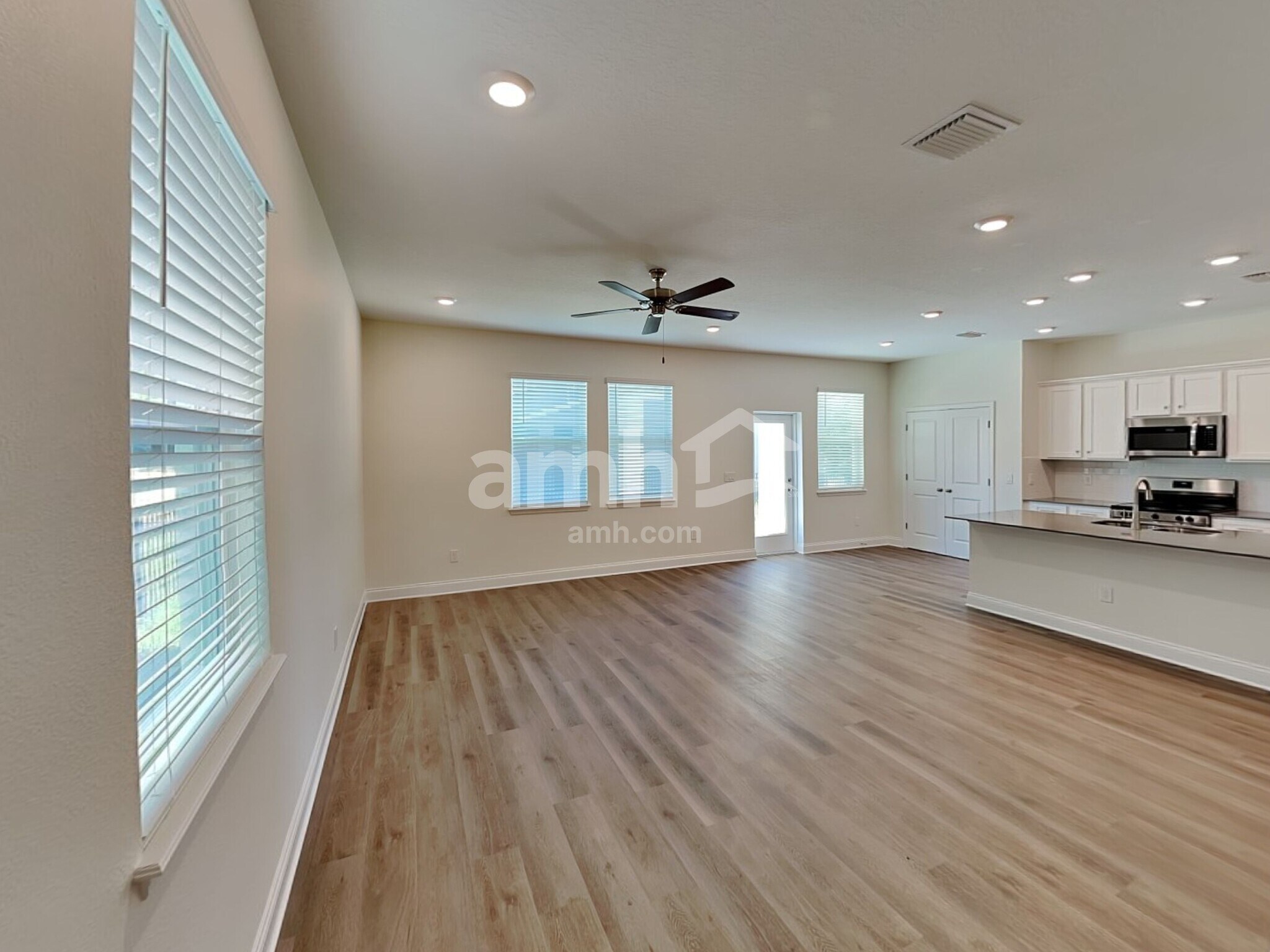 Building Photo - 1076 Grafton Ridge Dr