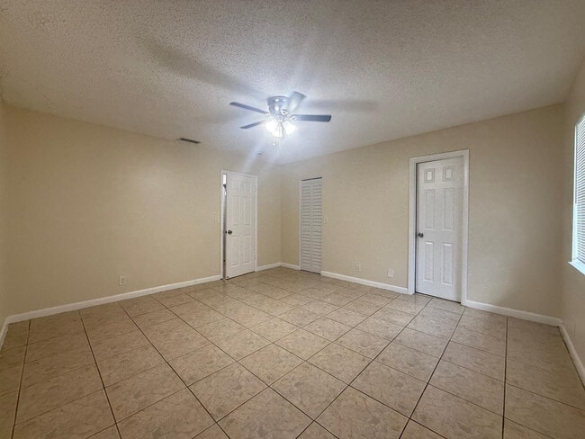 Building Photo - 7903 SW 9th St