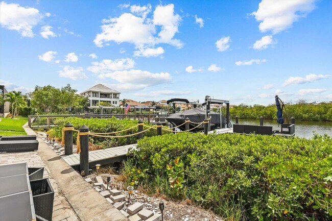 Building Photo - Waterfront Luxury Living | Private Dock + Direct Tampa Bay Access