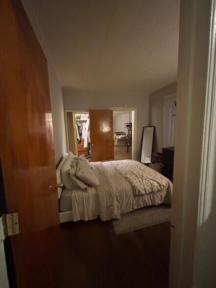 Building Photo - 127 N 14th St