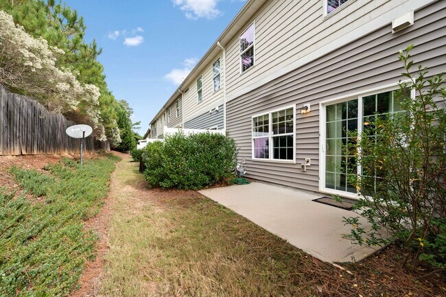 Building Photo - 128 Cobalt Creek Way