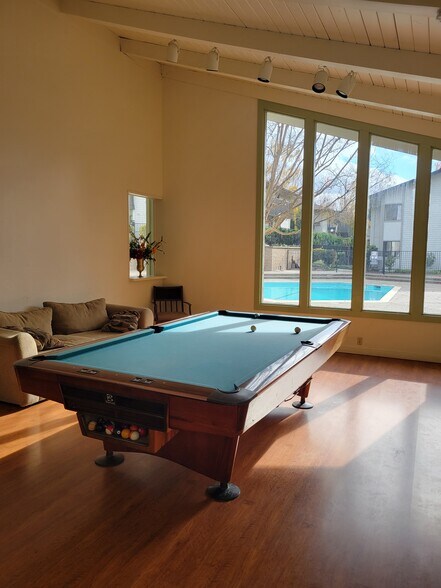 Clubhouse - 1467 Marchbanks Dr