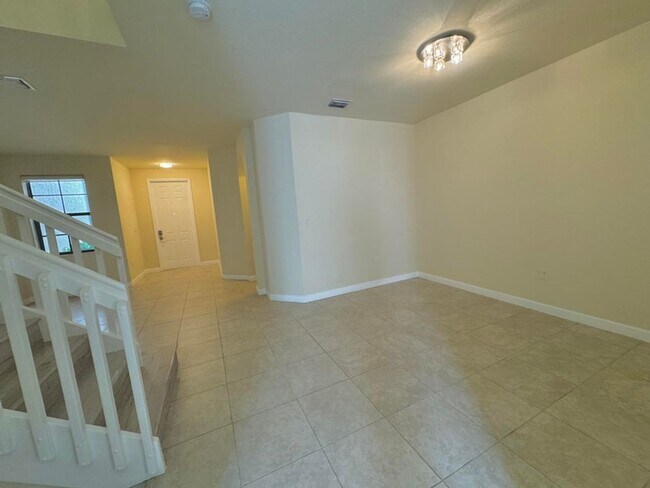 Building Photo - 3317 W 90th St