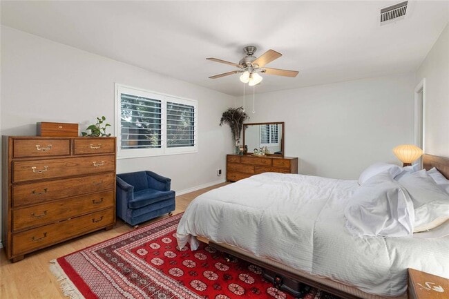 Building Photo - 6903 Moonmont Dr