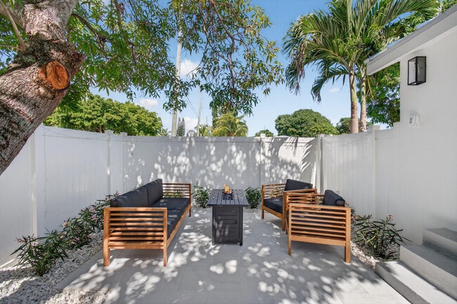 Building Photo - 515 NW 1st St