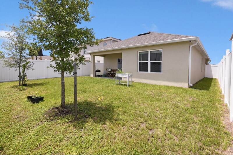 Building Photo - 2871 Common Crane Ct