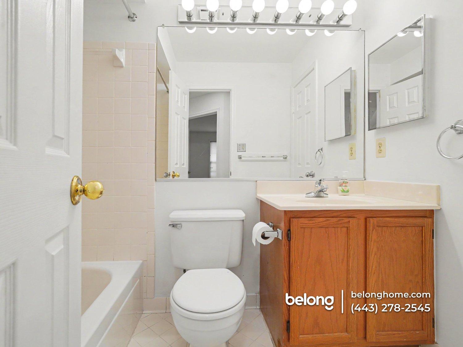Building Photo - 28 Bronco Ct