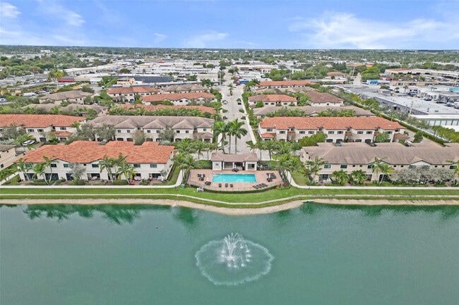 Building Photo - 4234 N Dixie Hwy