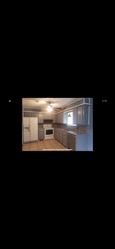 Building Photo - 114 SE Tattershall Way