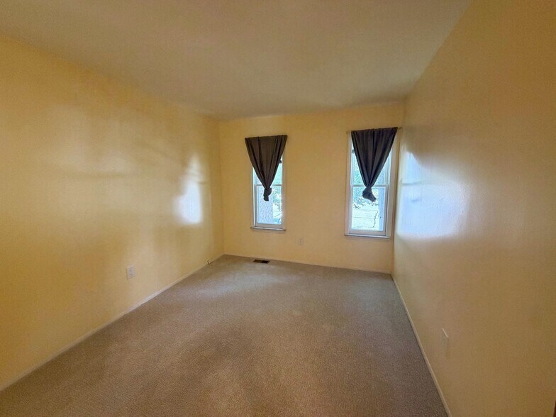 Master bedroom with new carpet in 2026 - 3234 Bolgos Cir
