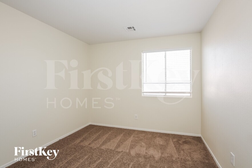 Building Photo - 4817 Quartz Crest St