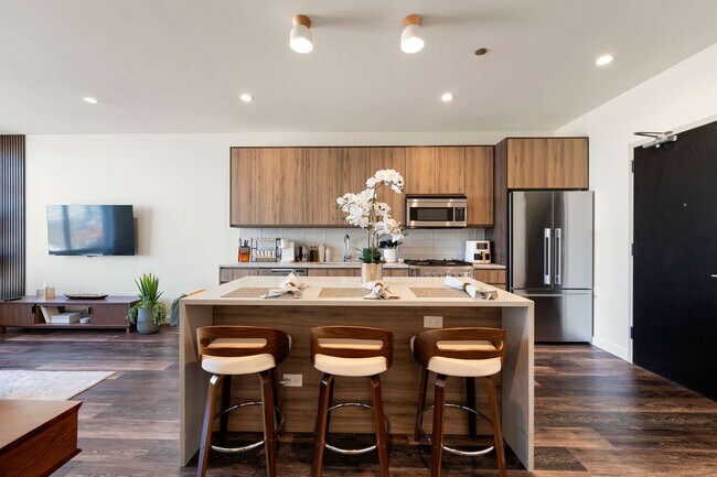 Building Photo - 1122 W Chicago Ave