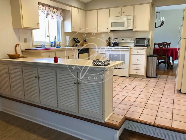 Building Photo - Beautiful 4-Bedroom Home in Lincoln Wood –...