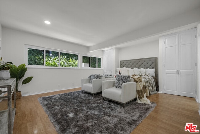 Building Photo - 3453 Green Vista Dr