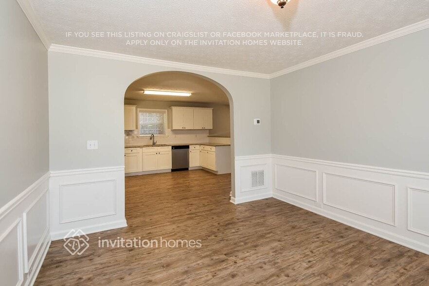 Building Photo - 5326 Spike Ln