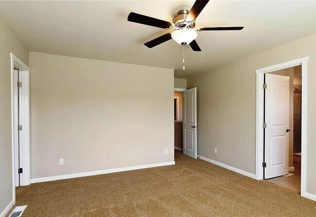 Building Photo - 4511 Sand Dollar Dr