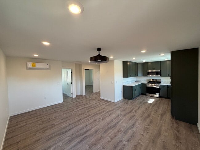 Building Photo - 4640 Tilbury Ct