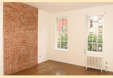 Primary Photo - 311 E 92nd St