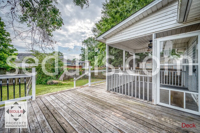 Building Photo - 6634 Bent Creek Dr